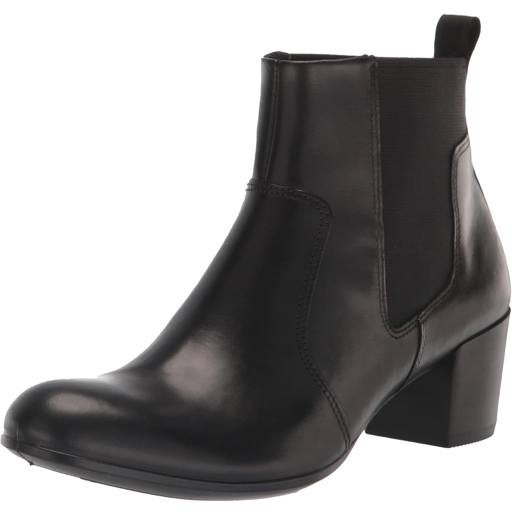 ✨✨NEW ECCO Chelsea boot SIZE 39 EU / 8-8.5 US✨✨